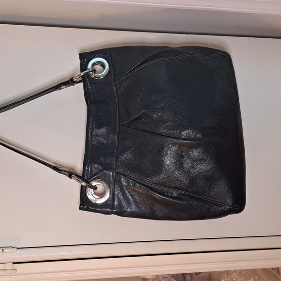 Coach Carriage Collection Soft Black Leather Shoulder & Crossbody  EUC - Picture 4 of 11